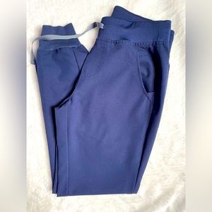 Figs Zamora Scrub joggers.